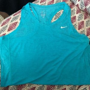 NWT- lightweight Nike run tank